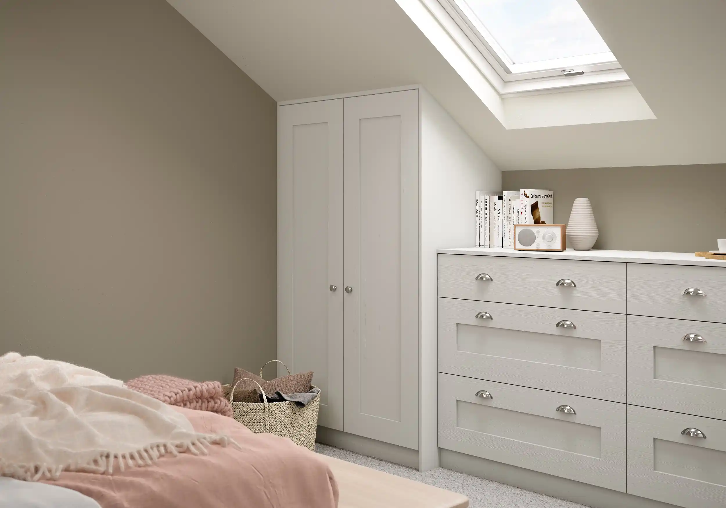 Stanhope Bedroom in Bolam Grey Woodgrain